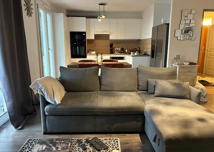 Duplex F4 Sanguinaires A 5 Mn De La Plage